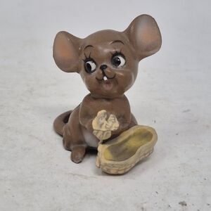 Josef Originals Vintage Ceramic Mouse Eating Peanut